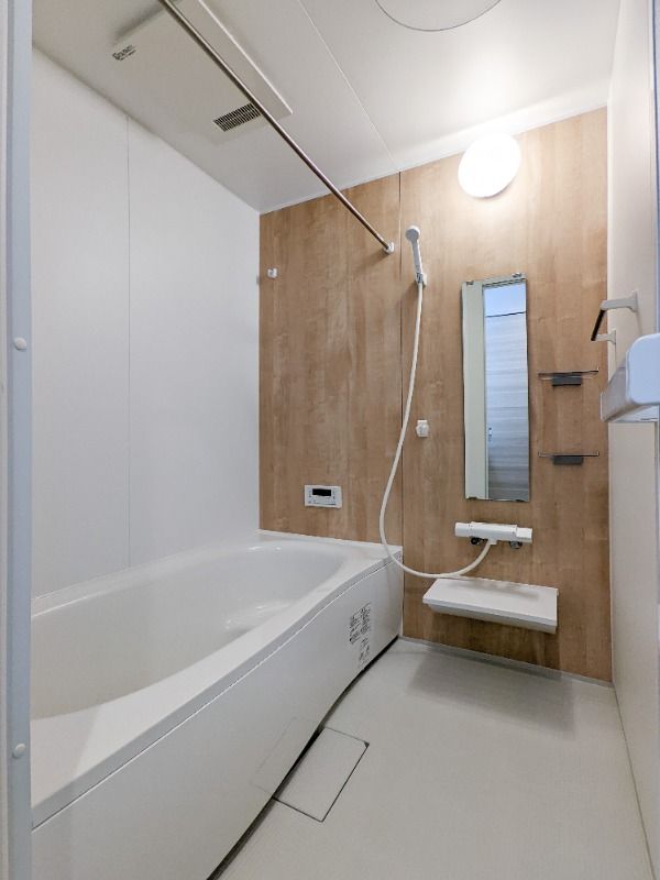 �y�o�X�z�@�}�ʂƌ���ɑ��Ⴊ����ꍇ�ɂ͌����D��