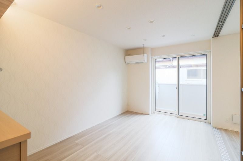 �y���ԁE���r���O�z�@�}�ʂƌ���ɑ��Ⴊ����ꍇ�ɂ͌����D��