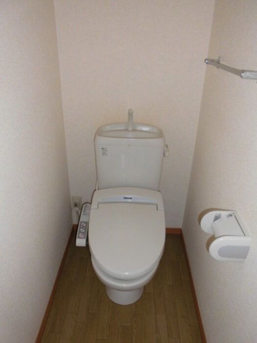 �y�g�C���z�@�}�ʂƌ���ɑ��Ⴊ����ꍇ�ɂ͌����D��