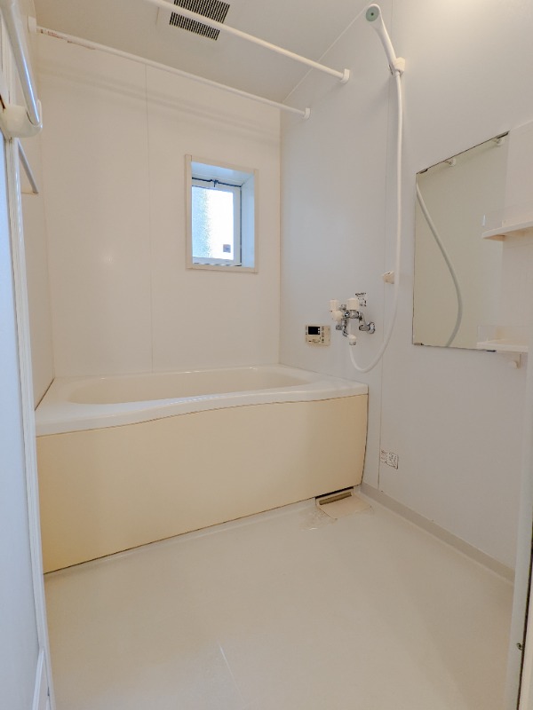 �y�o�X�z�@�}�ʂƌ���ɑ��Ⴊ����ꍇ�ɂ͌����D��